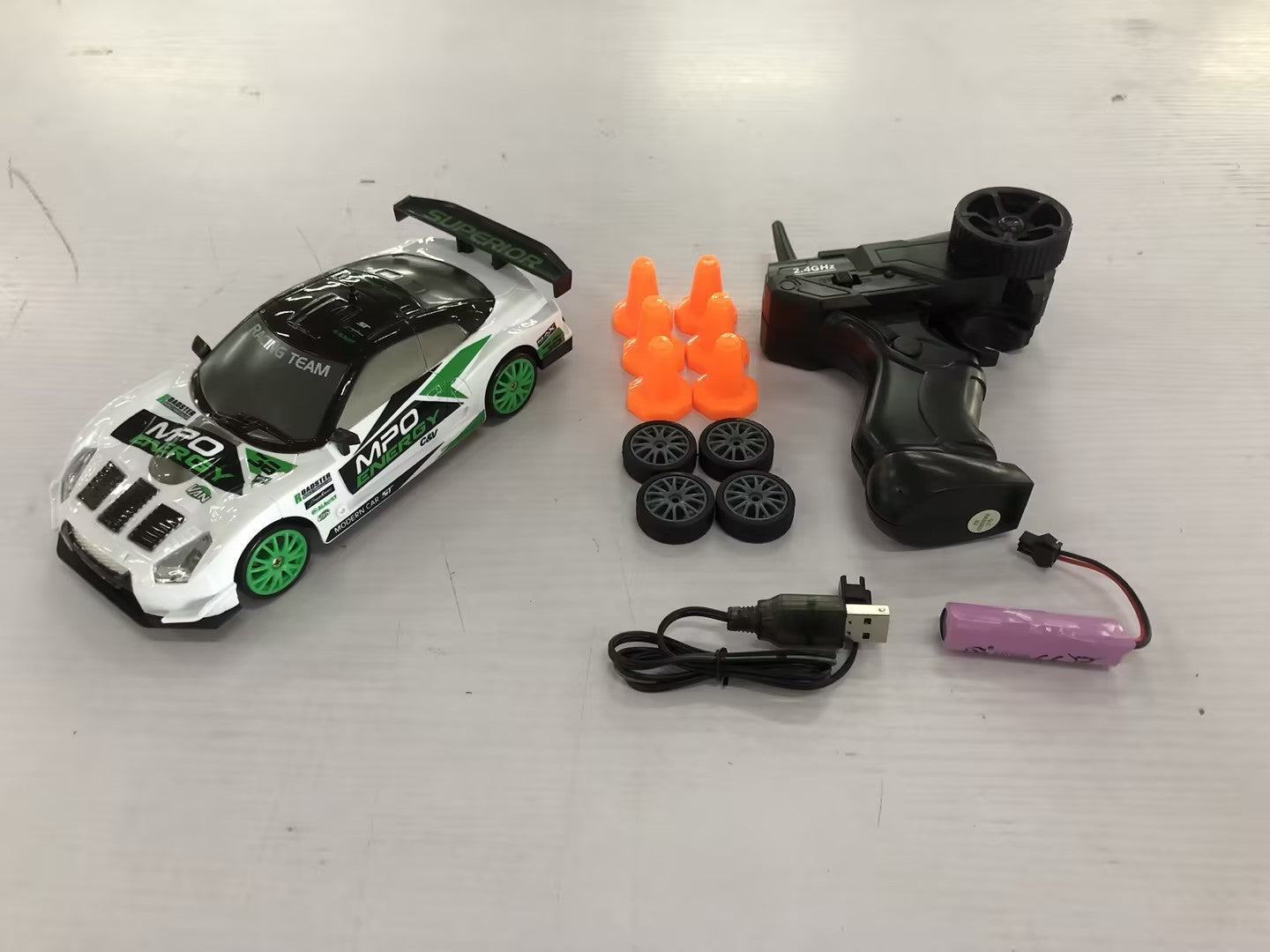 2.4G Drift RC Car - High-Speed & Precision Control