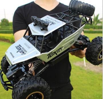 Off Road Monster Truck 2.4 GHz Crawler